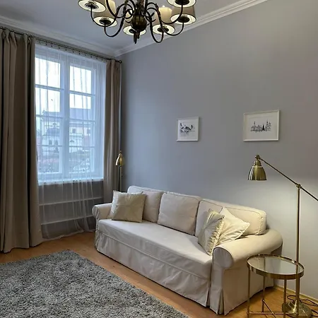 Old Town Plac Zamkowy 15-19 *