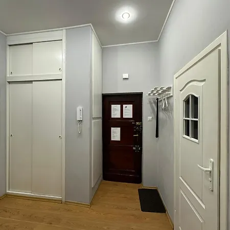 Apartment Old Town Plac Zamkowy 15-19 *